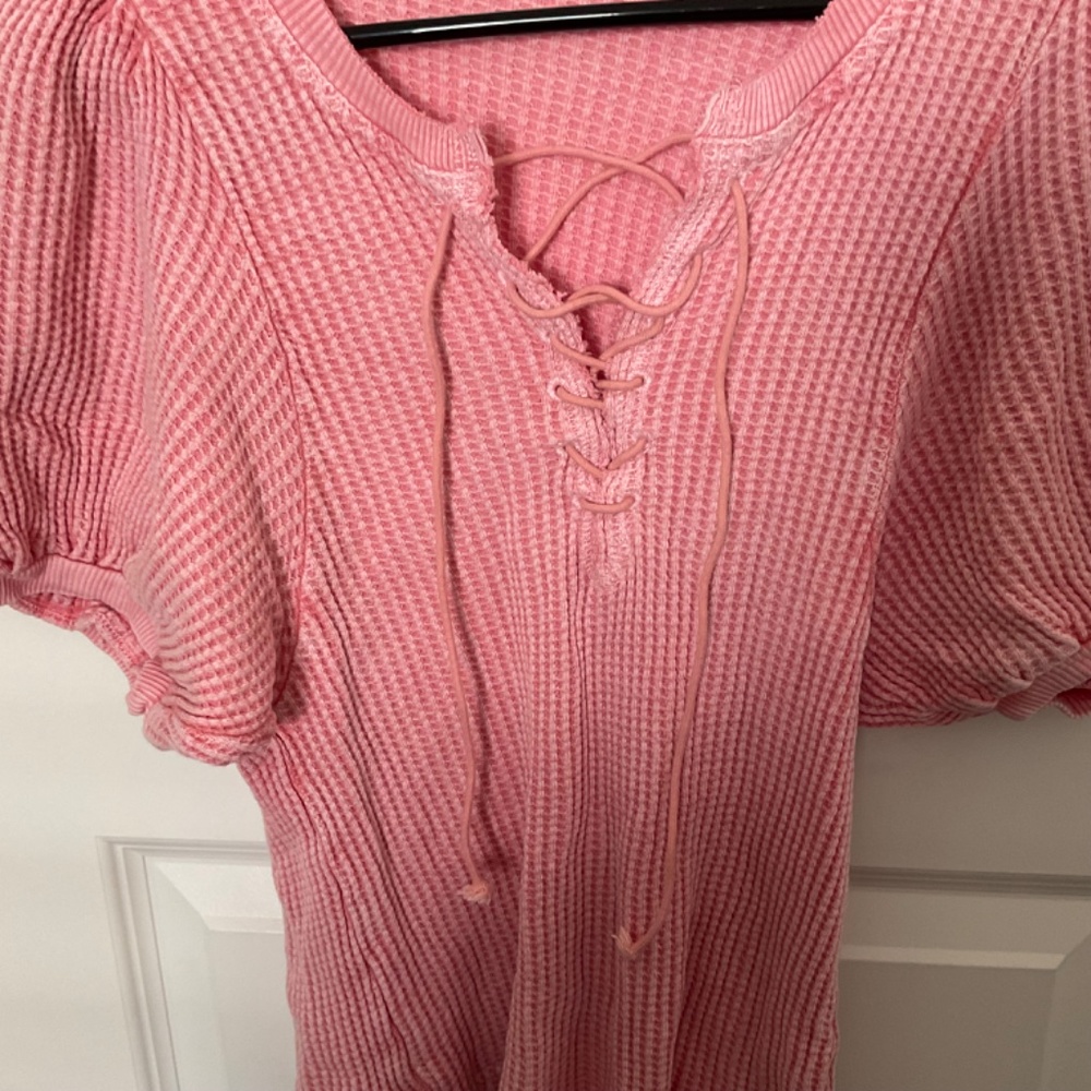 Free‎ People FP One Hayden Pink Puff Sleeve Lace Up Thermal Top - Size XS - Picture 3 of 10